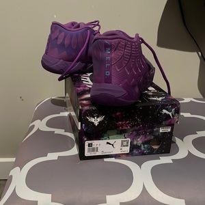 MB.01 Queen City| Size 13|